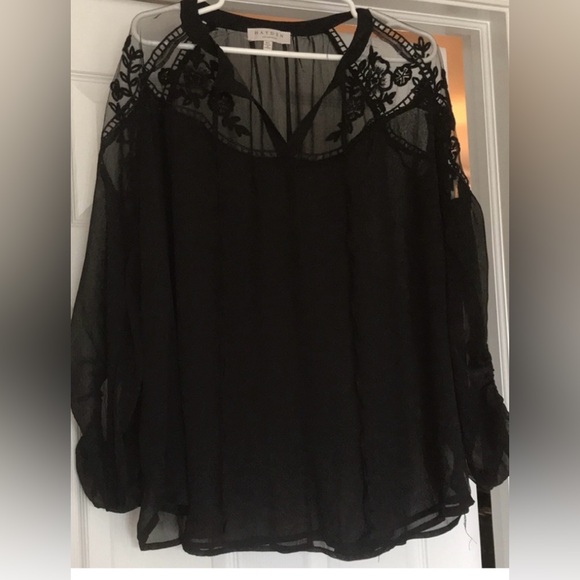 NWOT BLACK LACE SHEER TOP BOHO PHEASANT TOP - Picture 4 of 7